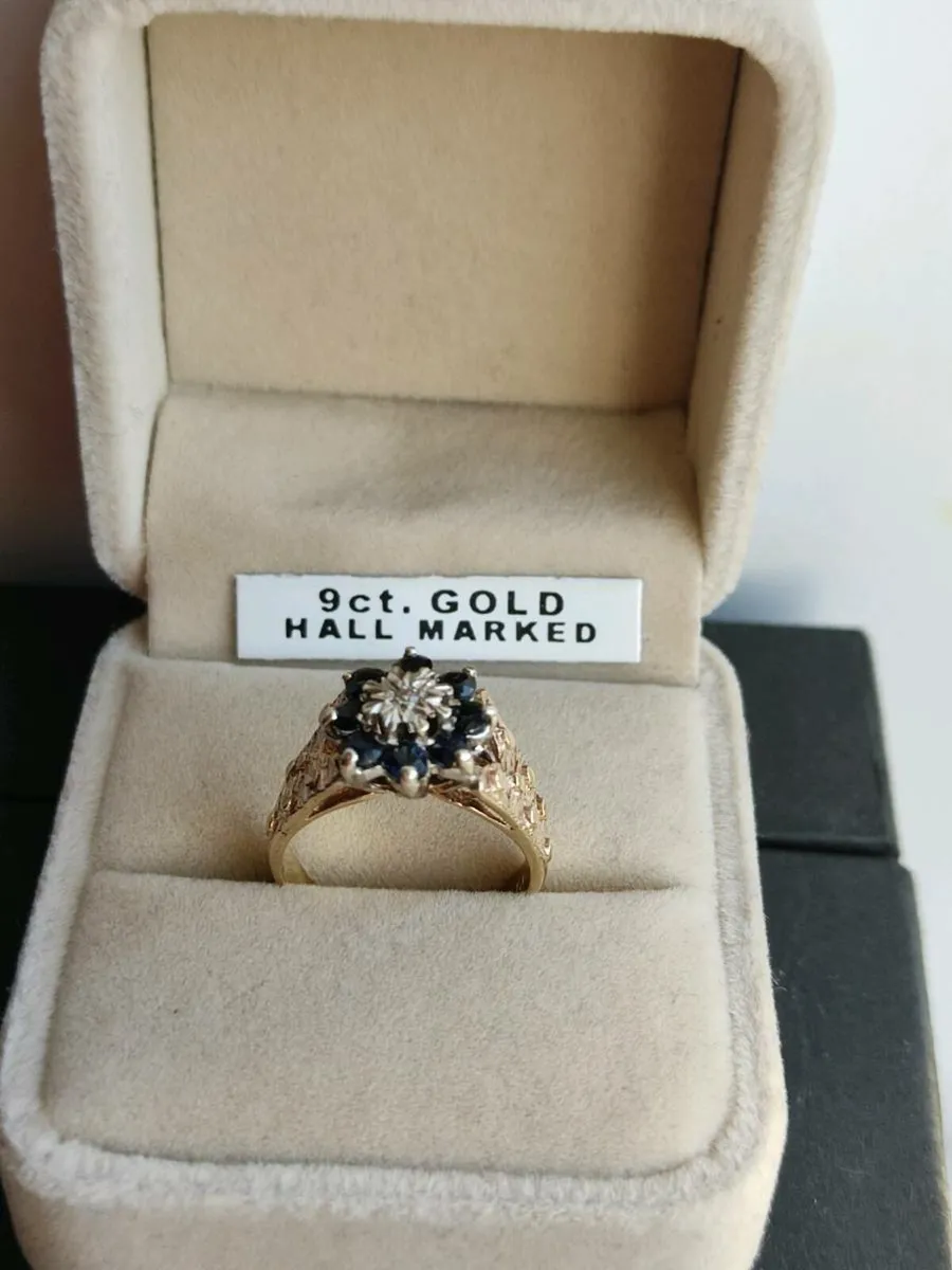 9 CT Gold Diamonds Sapphire ring - Image 2