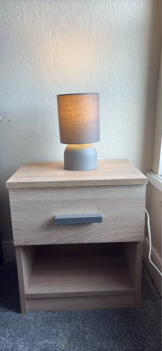 Bedside table with lamp - Image 1