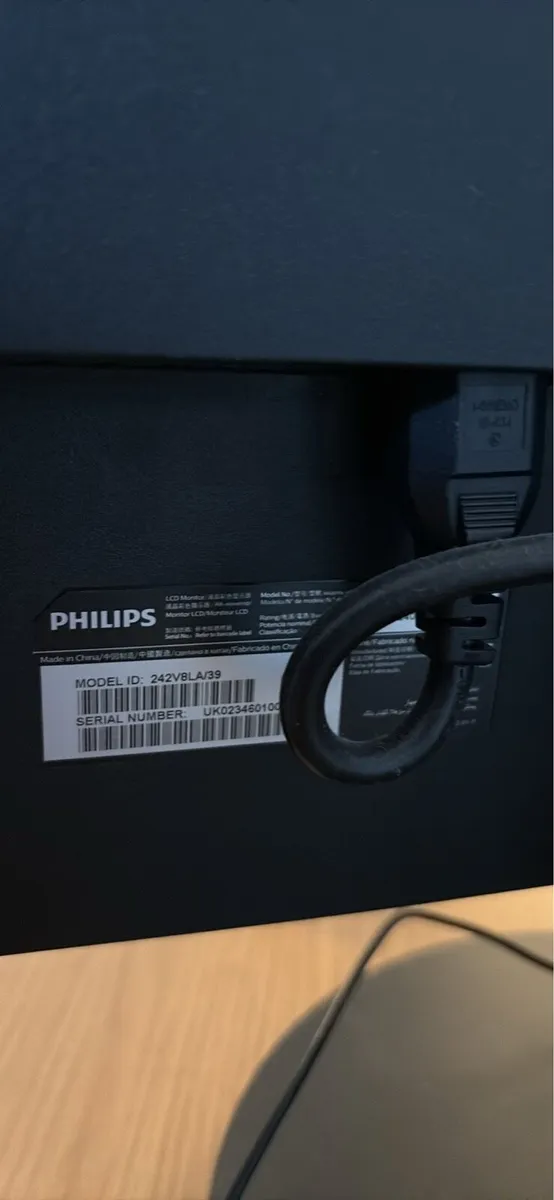 Home office bundle- desk, office chair, PC monitor - Image 3