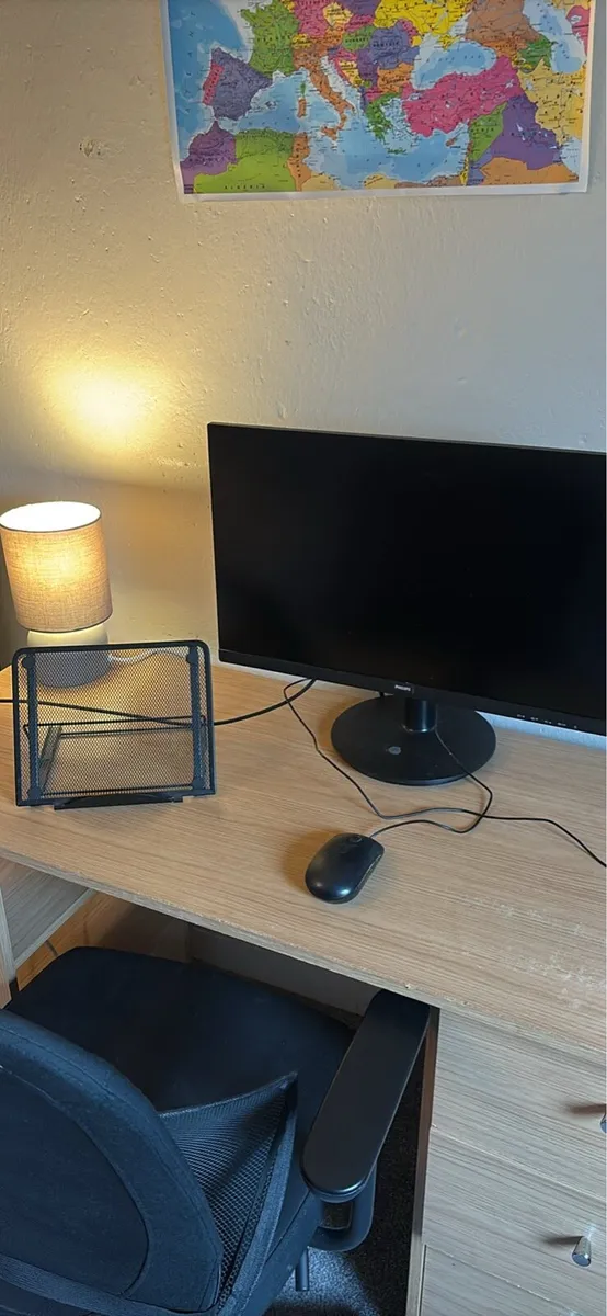 Home office bundle- desk, office chair, PC monitor - Image 4
