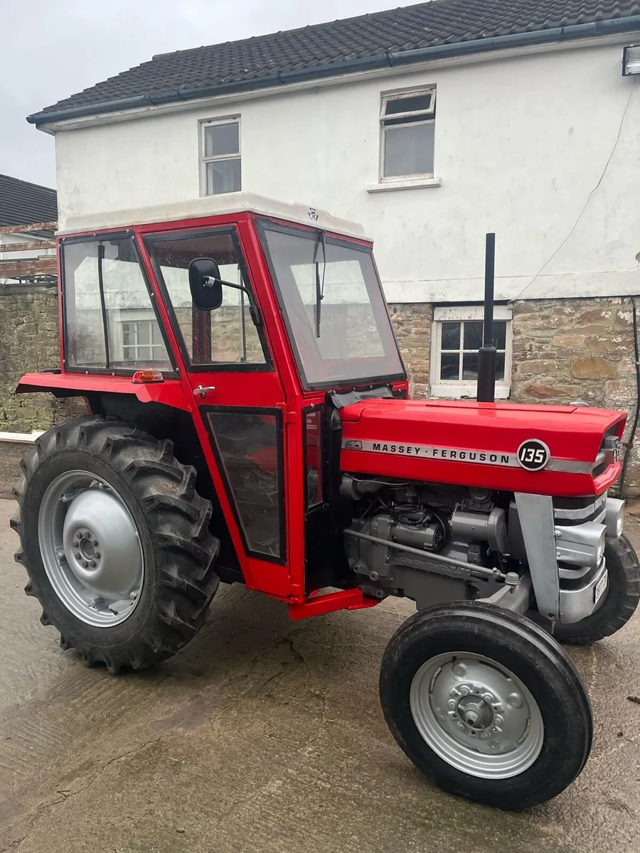 Massey Ferguson 135 - Image 1