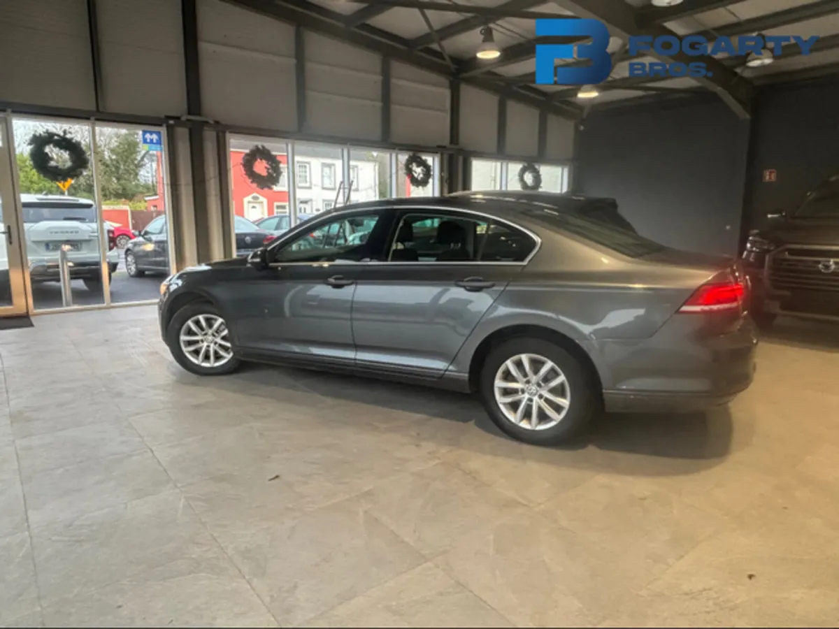 Volkswagen Passat 2015, COMFORTLINE 1.6 TDI - Image 3