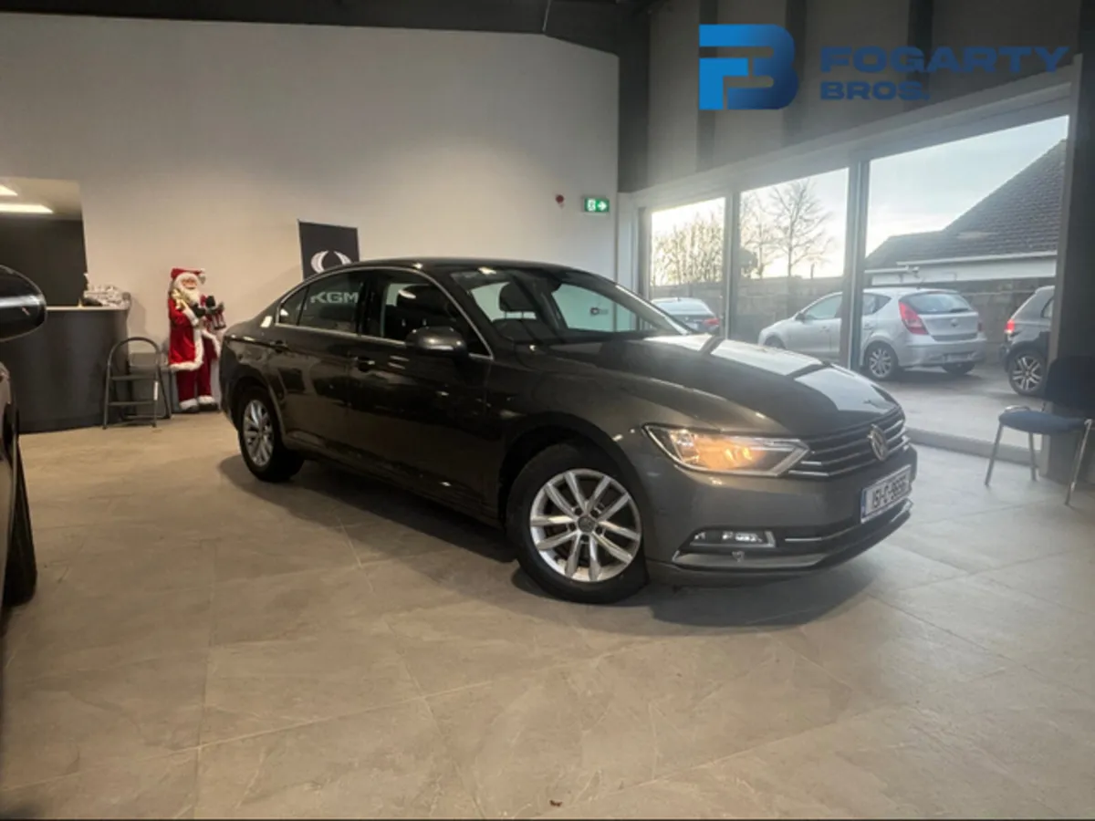 Volkswagen Passat 2015, COMFORTLINE 1.6 TDI - Image 2