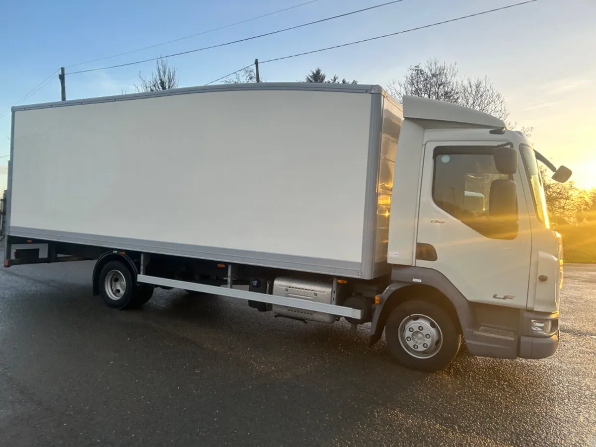2020 Daf lf150 7.5 ton 20ft box with tail lift - Image 4