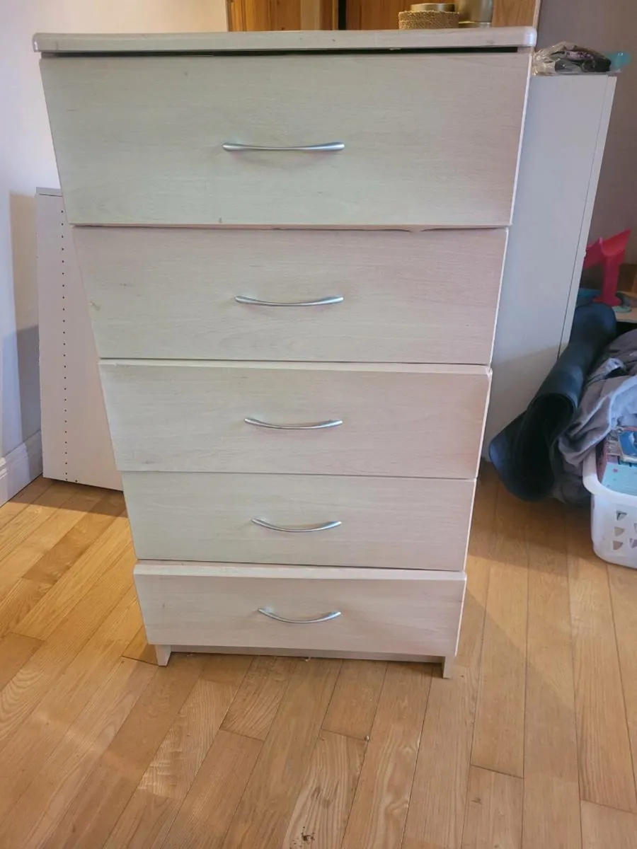Dresser / chest of drawers - Image 1