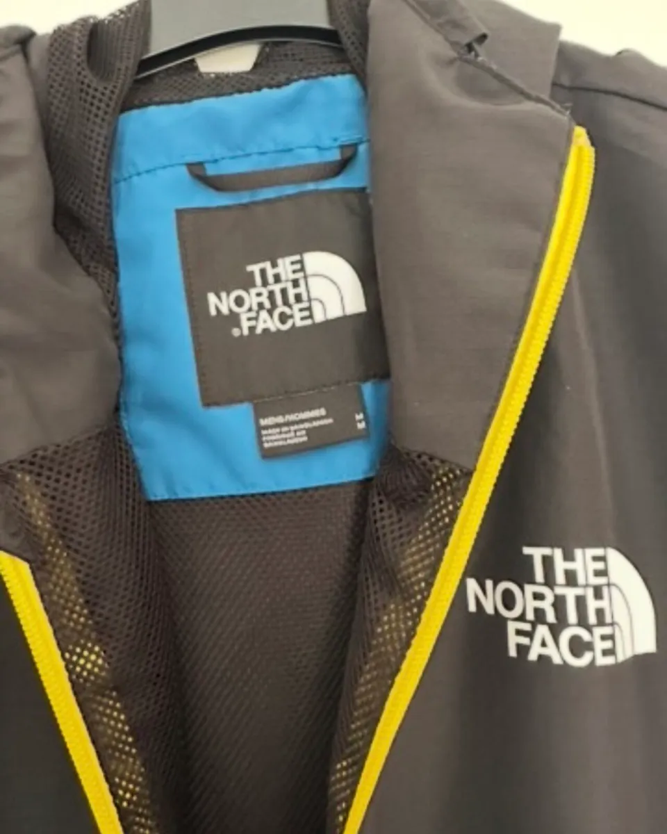 The North Face Wind anorak jacket in blue - Image 2