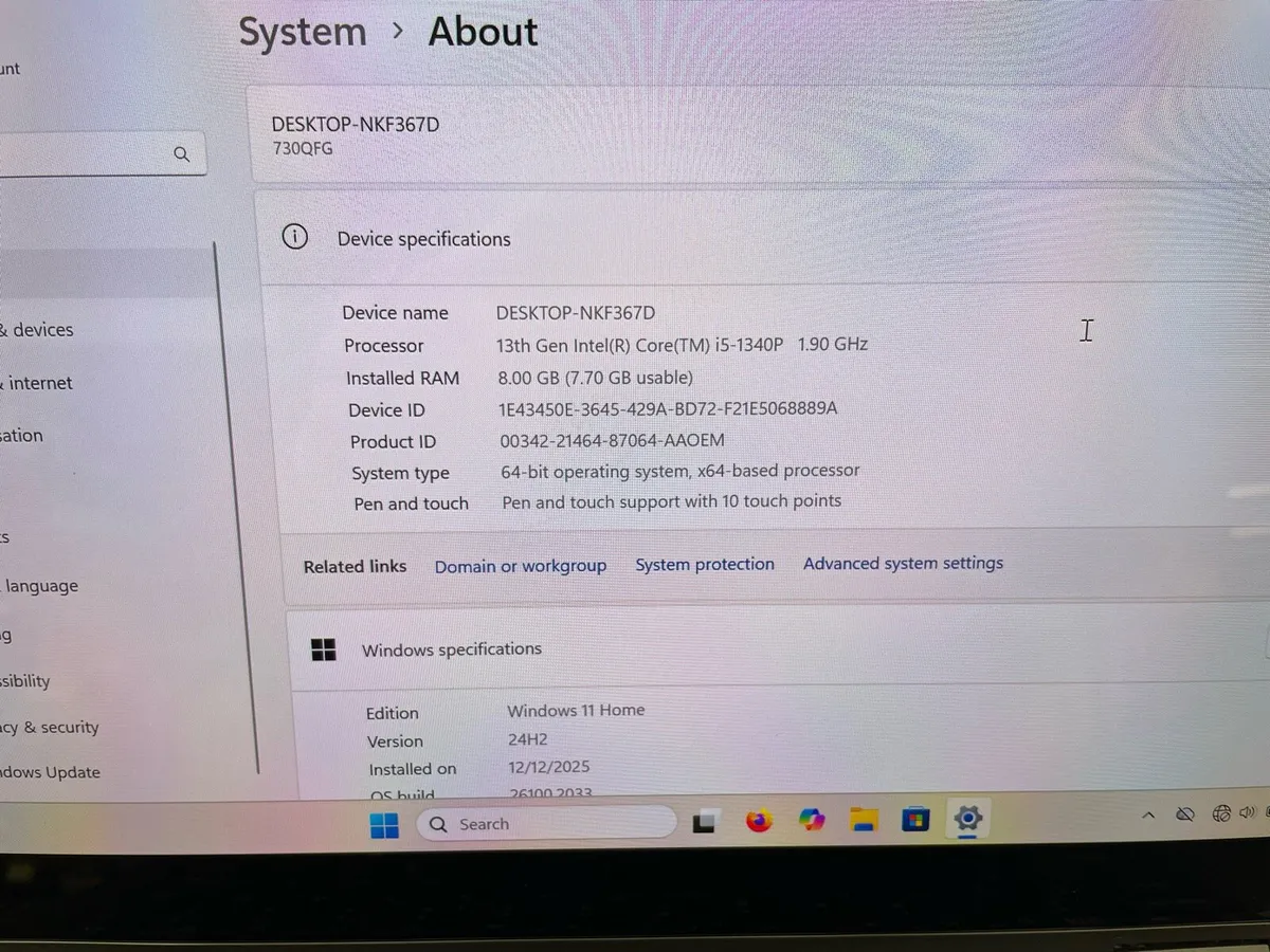 Samsung Galaxy Book 4 - Image 2