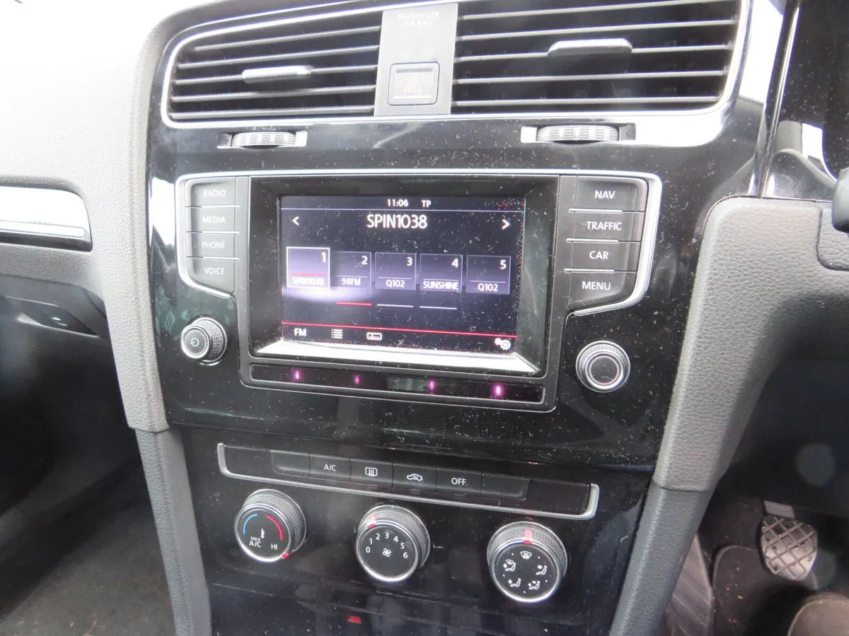 Volkswagen Golf 2013 5DR 2LT GT 150 BHP - Image 2