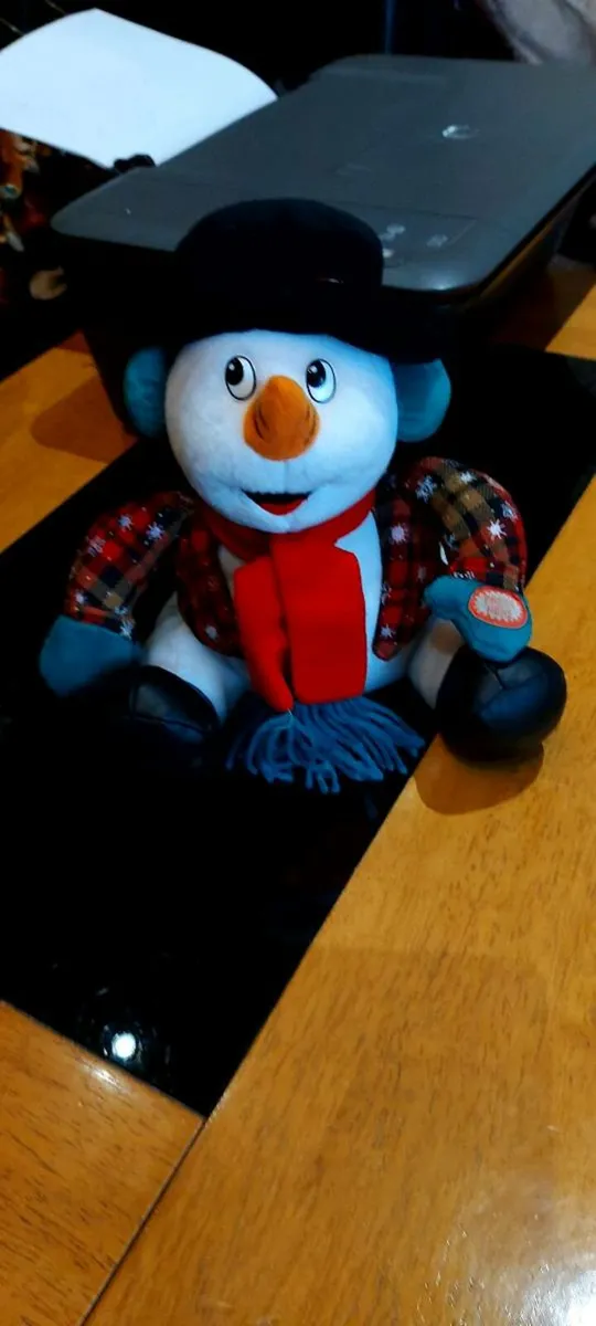 Vintage  Christmas  Singing Snowman - Image 2