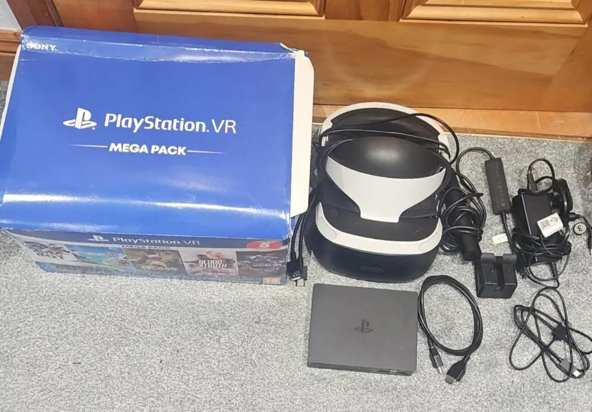 PlayStation vr and motion controllers - Image 4