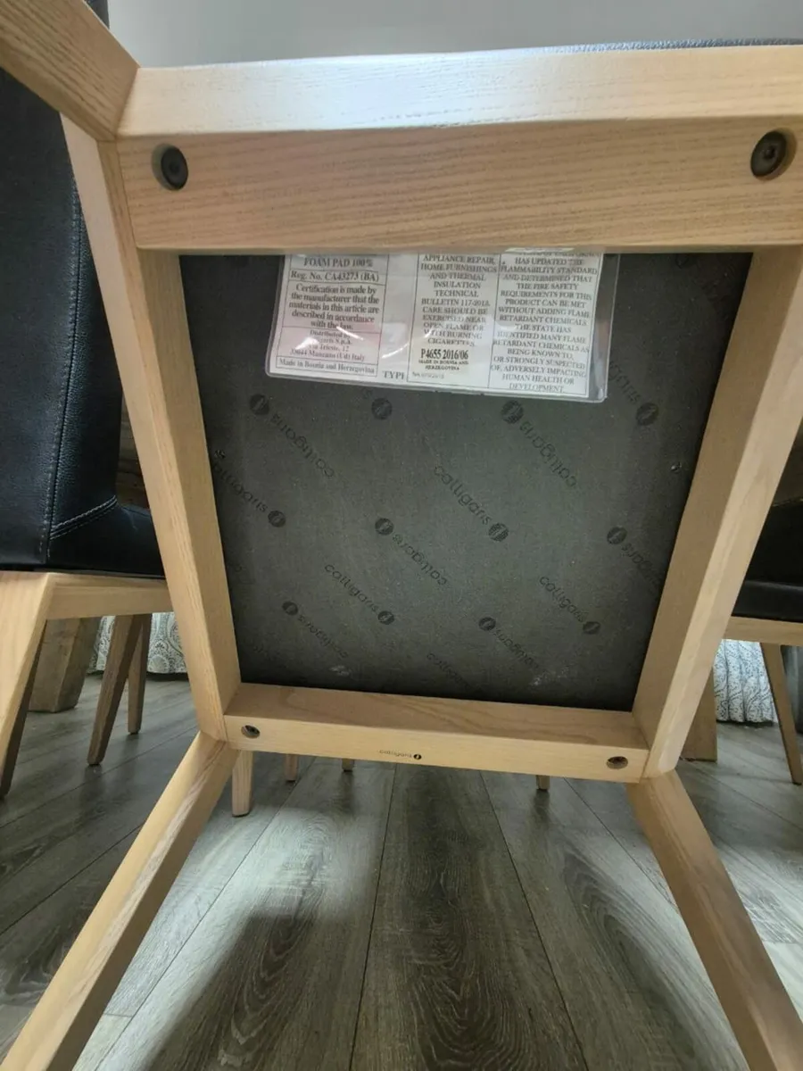 Dining table and 7 chairs - Image 2