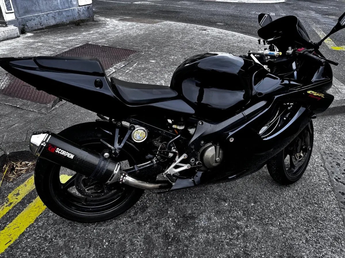 Honda car 600fsport / f4i - Image 2