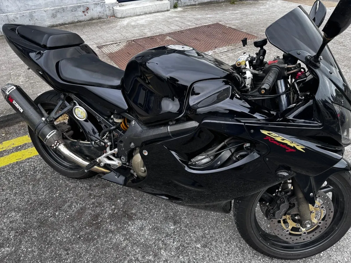 Honda car 600fsport / f4i - Image 3