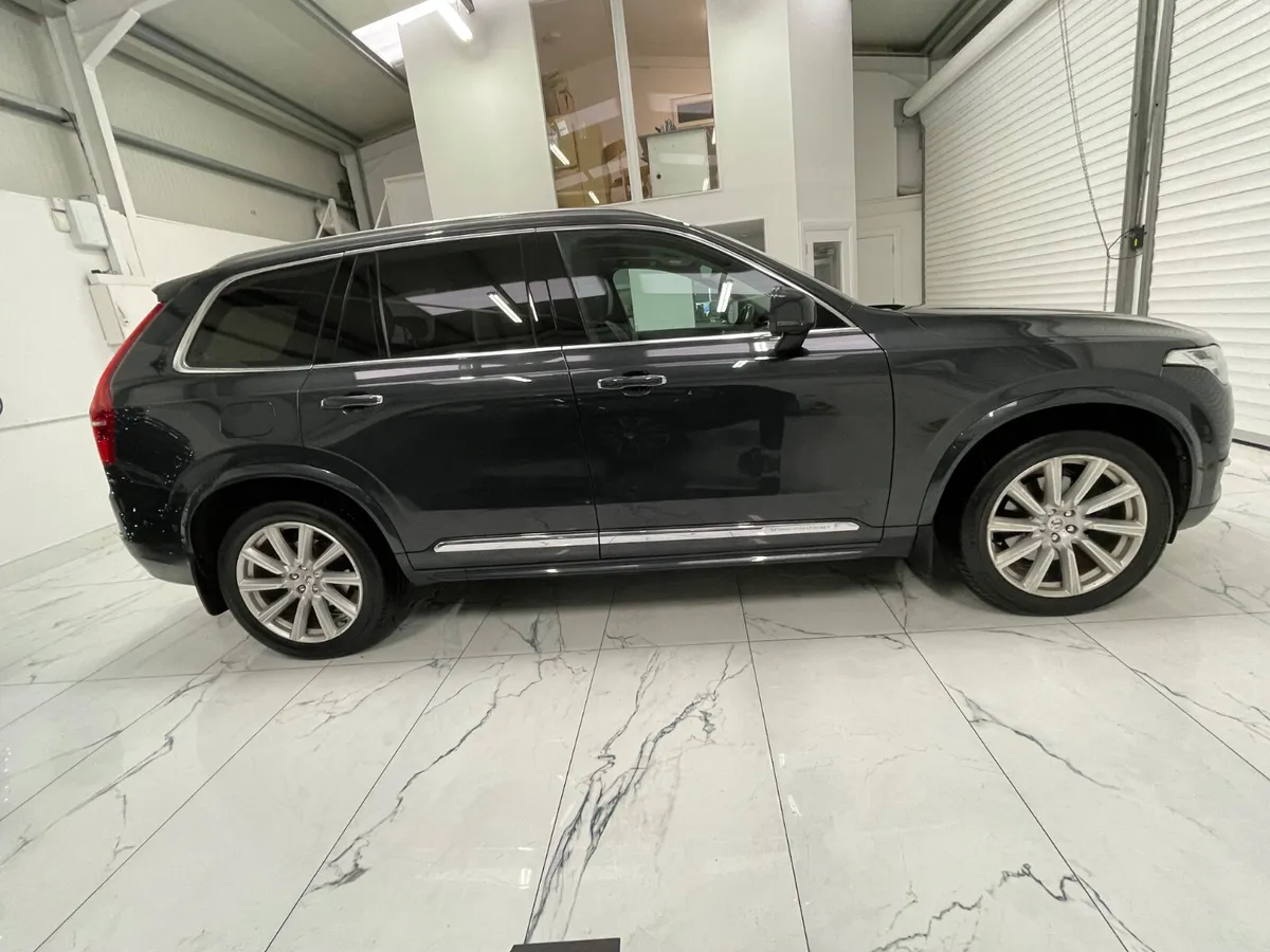 Volvo XC90 2016 - Image 2