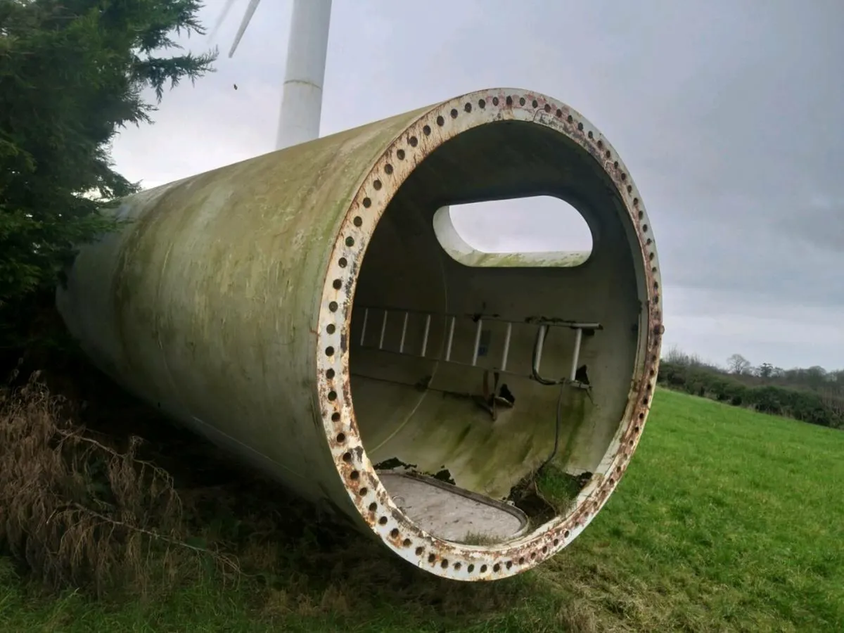 35m Steel Tube / Tower - Image 4