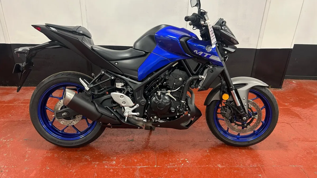 Yamaha MT03 - Image 1