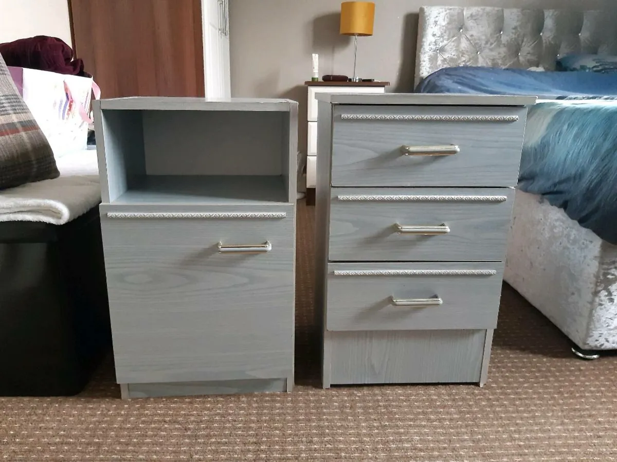 Bedroom  lockers - Image 1