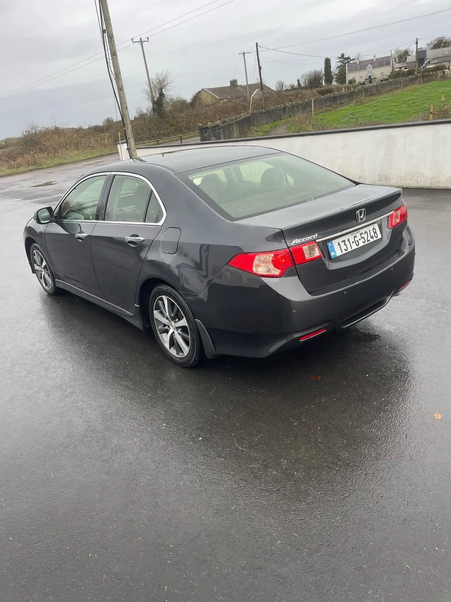 2013 Honda Accord - Image 4