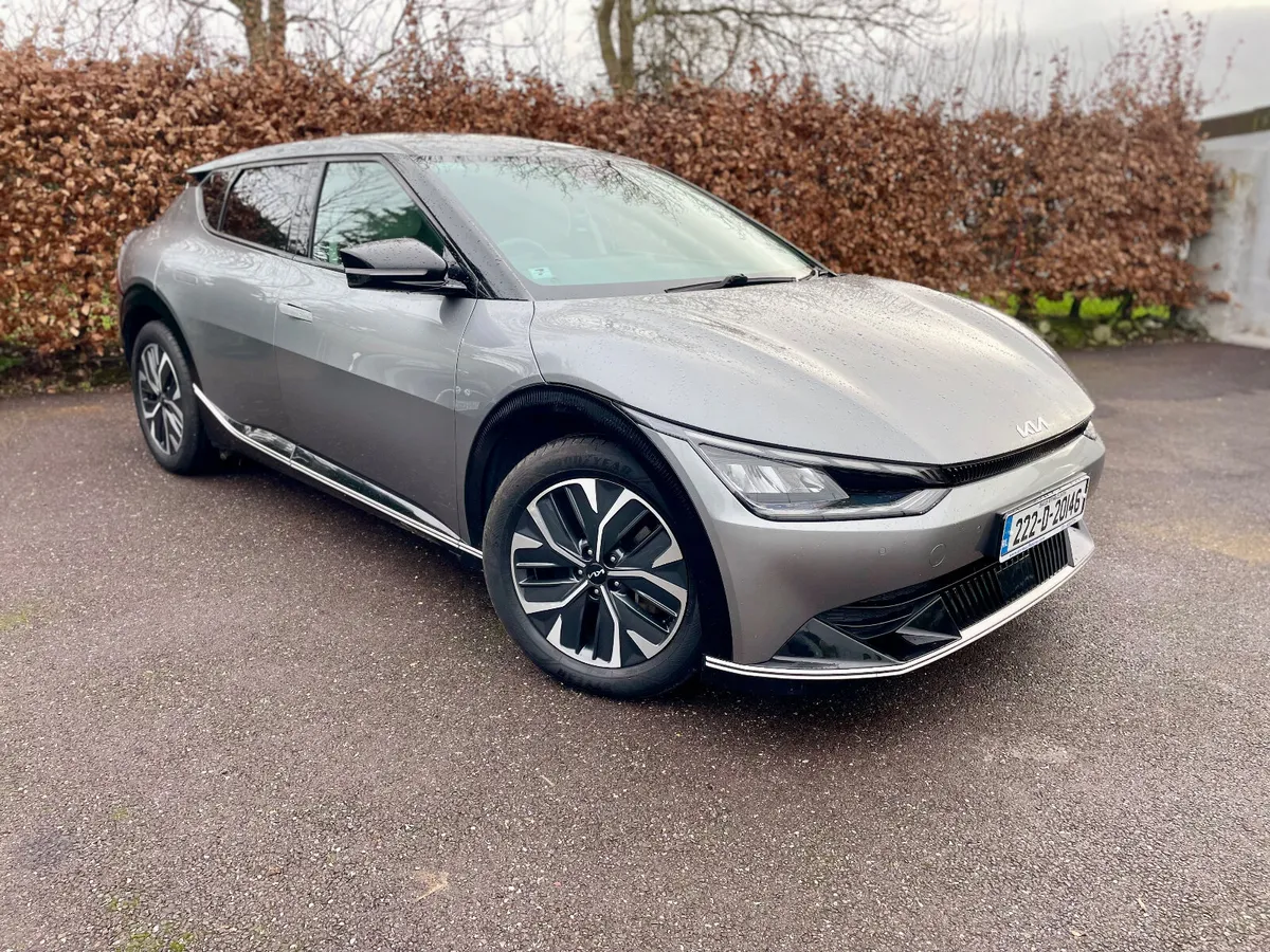 STUNNING EV6 EARTH | 1 OWNER | WARRANTY - Image 1