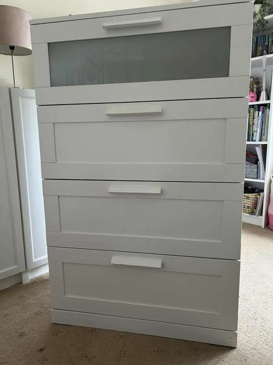 Chest of drawers - Image 1