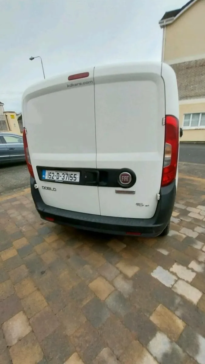 2⁰15 Fiat Doblo - Image 2