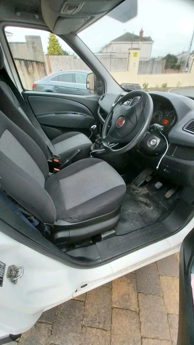 2⁰15 Fiat Doblo - Image 3