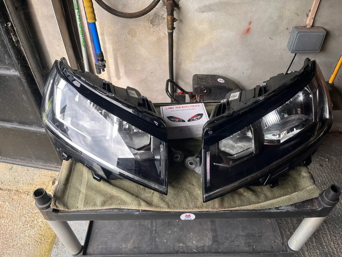 Vw transporter lights - Image 1