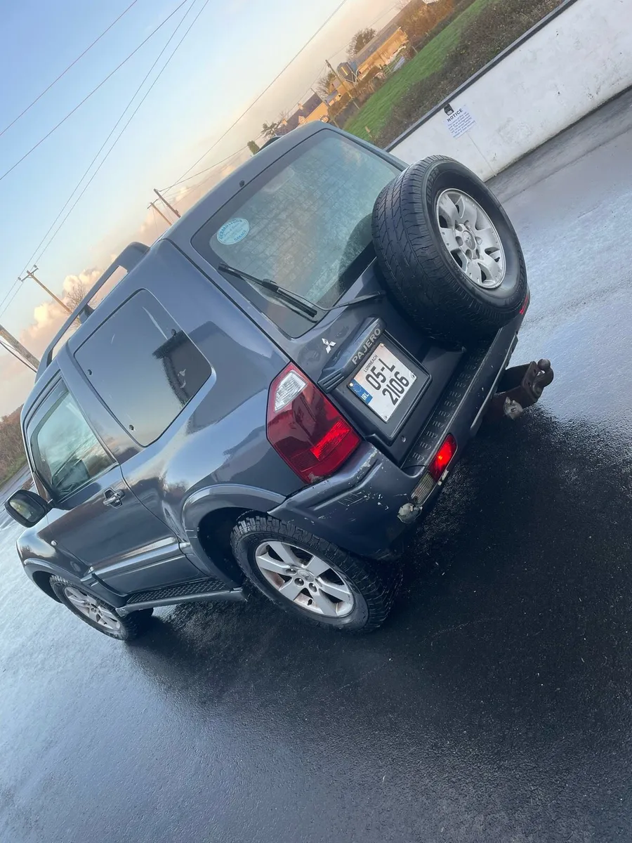 2005 Pajero - Image 4