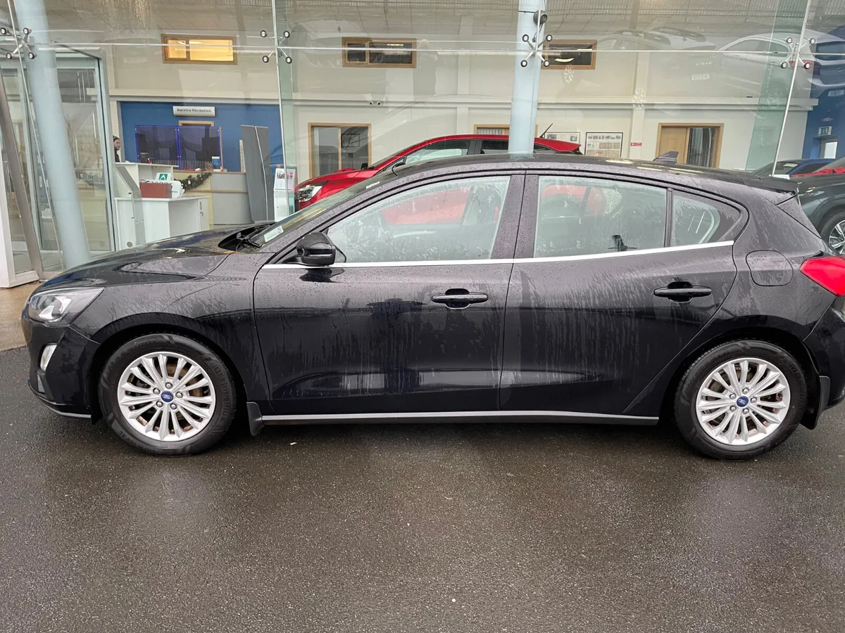 Ford Focus Titanium 1.5 Diesel - Image 3