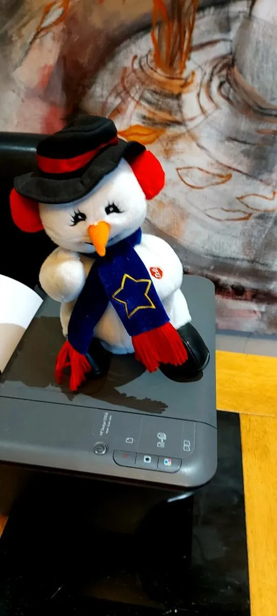 Christmas Singing Snowman. - Image 1