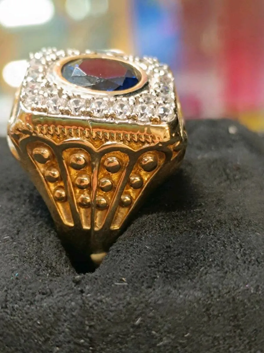 Blue Stone & CZ Signet Ring , 9k Yellow Gold - Image 4