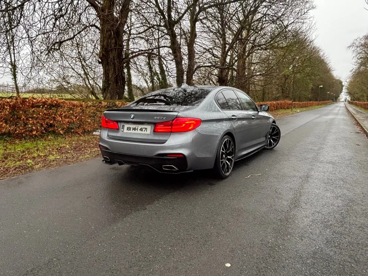 BMW 5-Series 2018 - Image 4