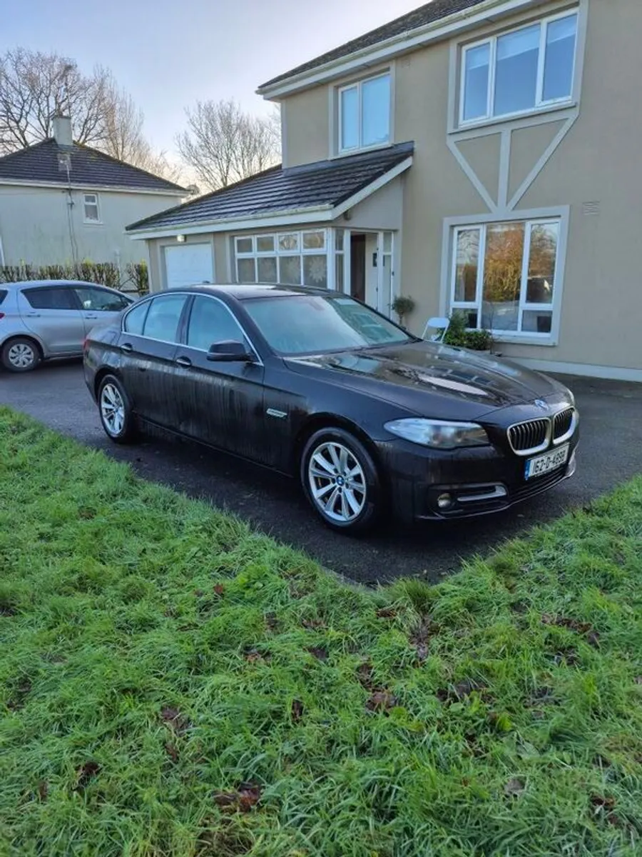 2016 Bmw 5-series - Image 2