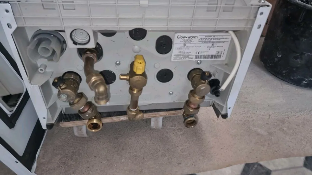 Glow Worm Energy 30s gas boiler - Image 3
