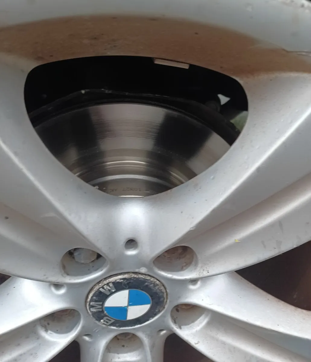 BMW 3-Series 2008 NEW NCT 12/26 - Image 2