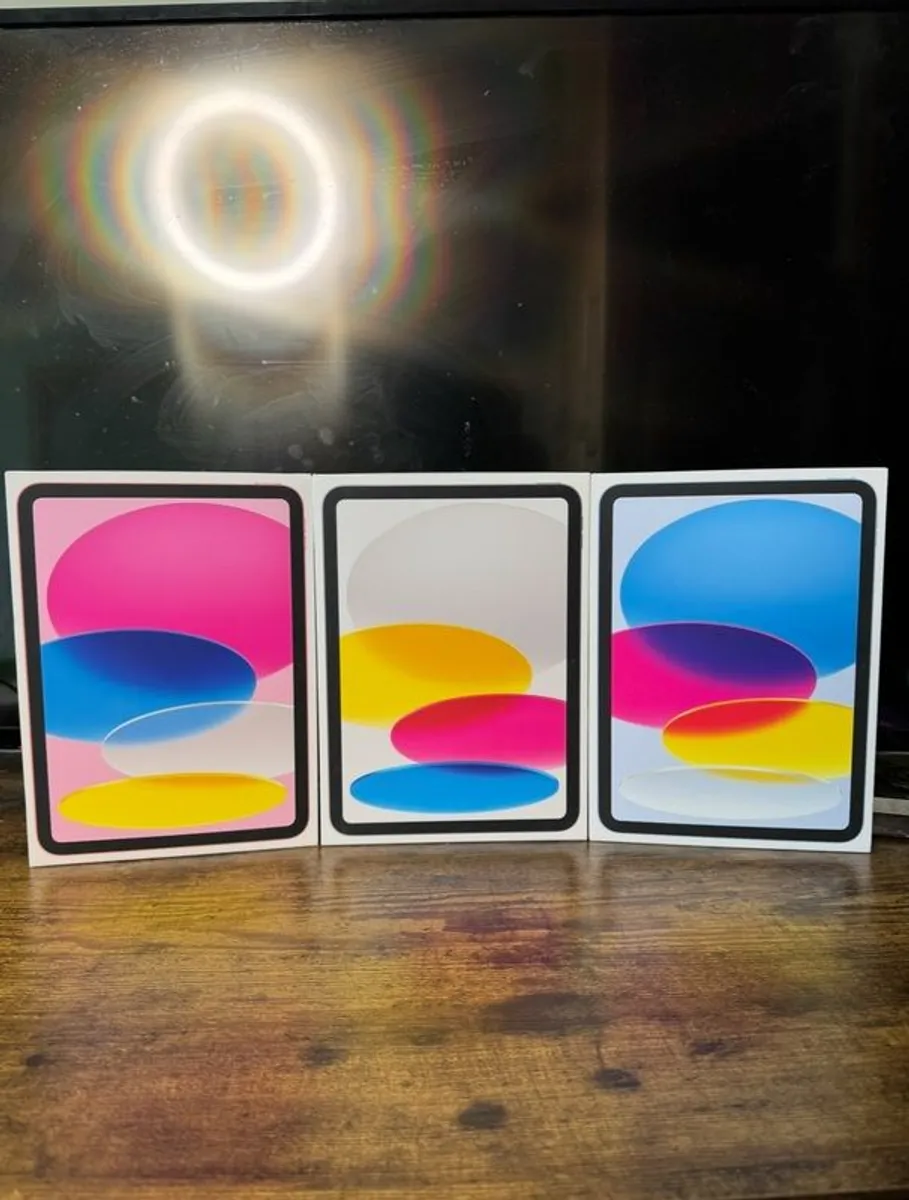 iPad 11 - Image 1
