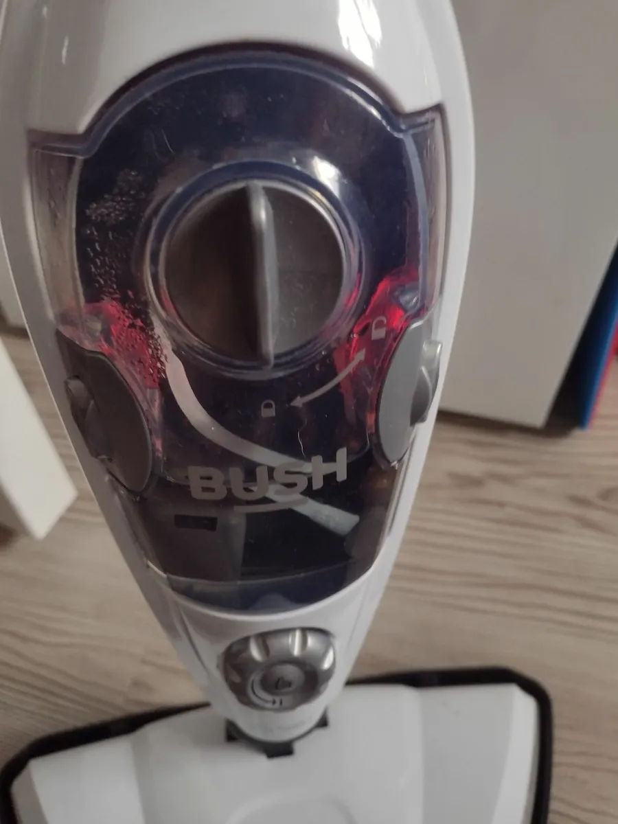 Bush floor steam cleaner - Image 4