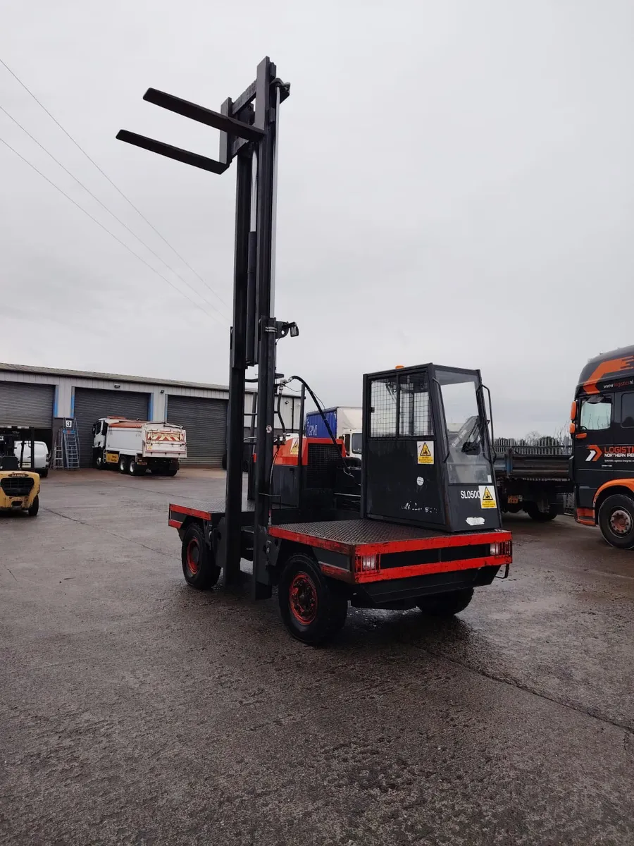 Linde 5 ton side loader forklift - Image 2