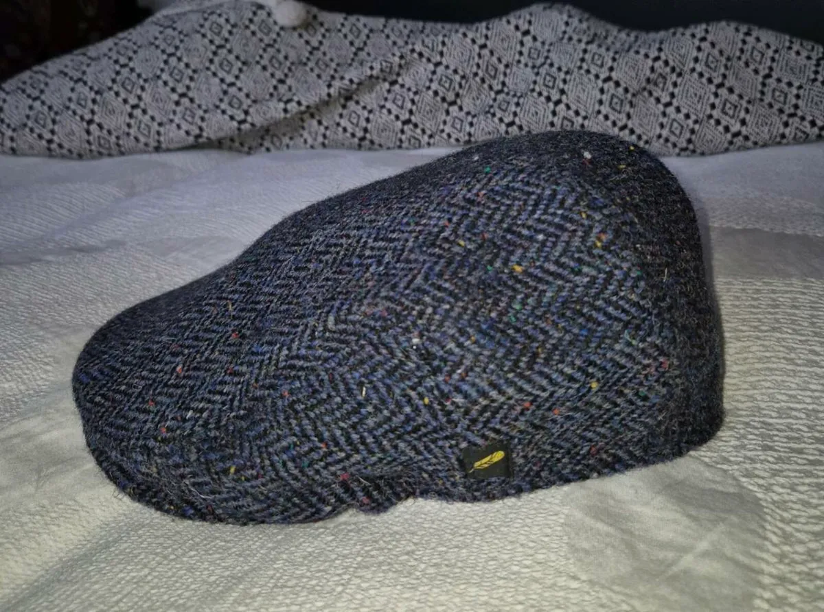Hatman of Ireland 100% Wool Tweed Flat Cap - Image 1