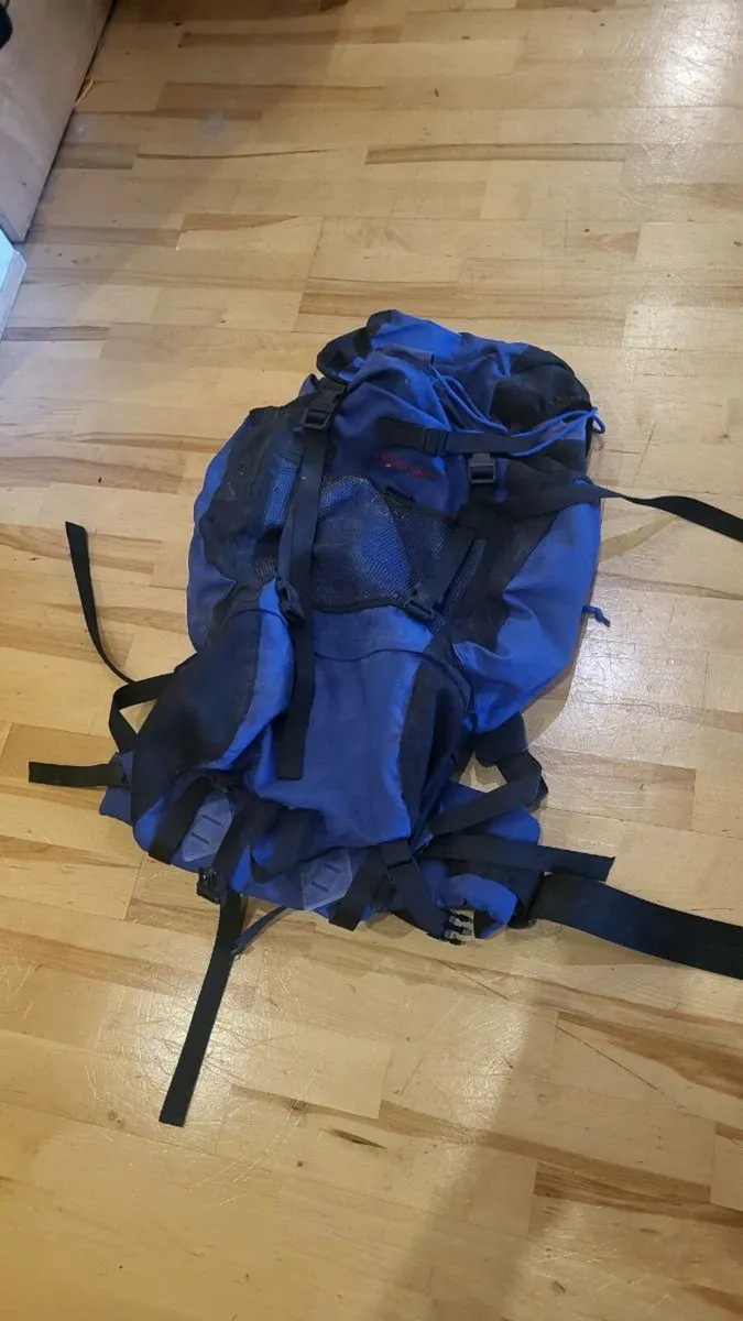 50 ltr rucksacks - Image 2