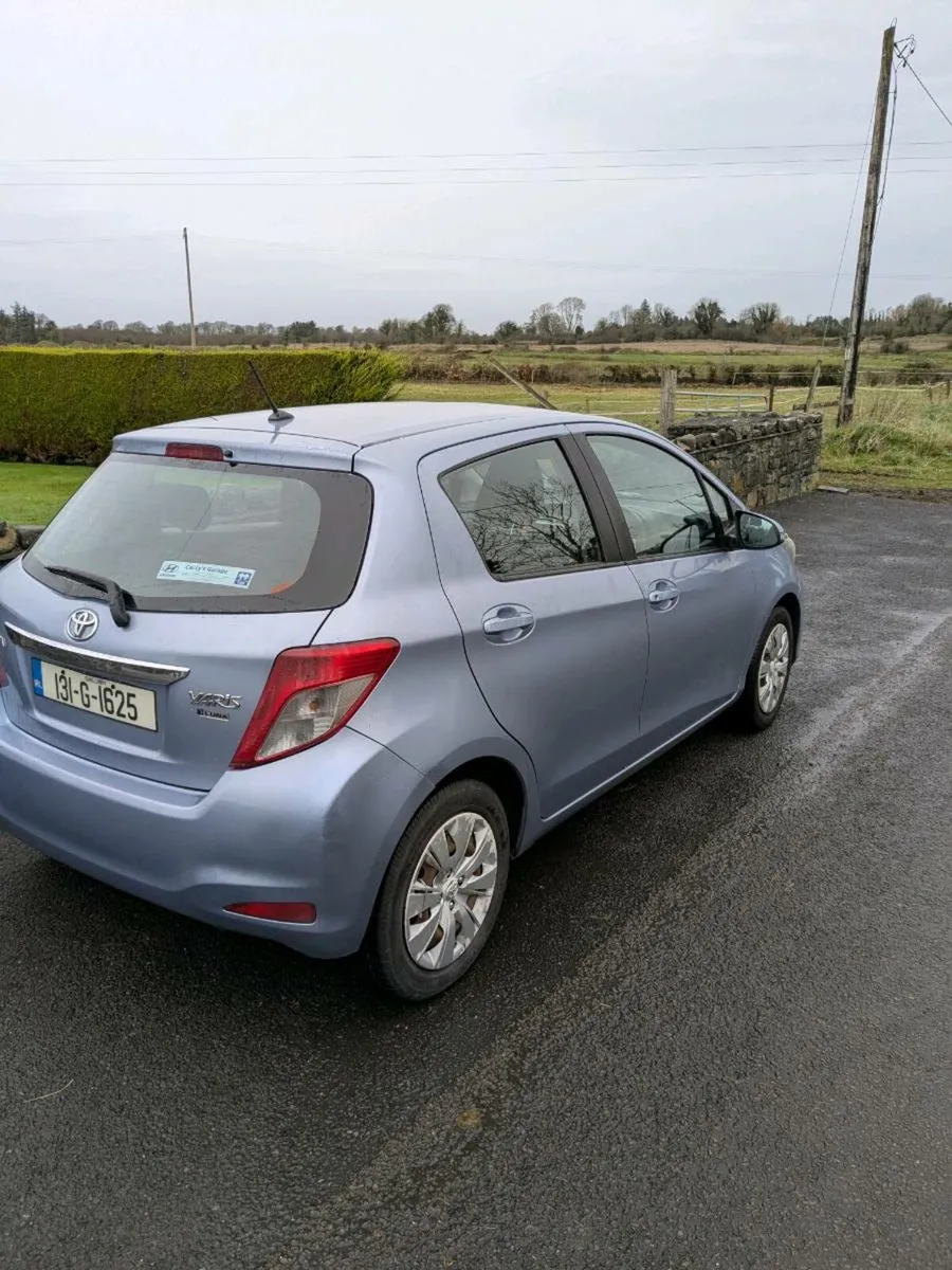 Toyota Yaris luna - Image 2