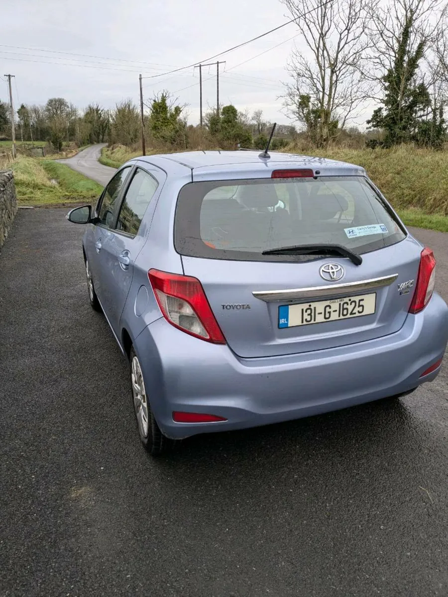 Toyota Yaris luna - Image 3