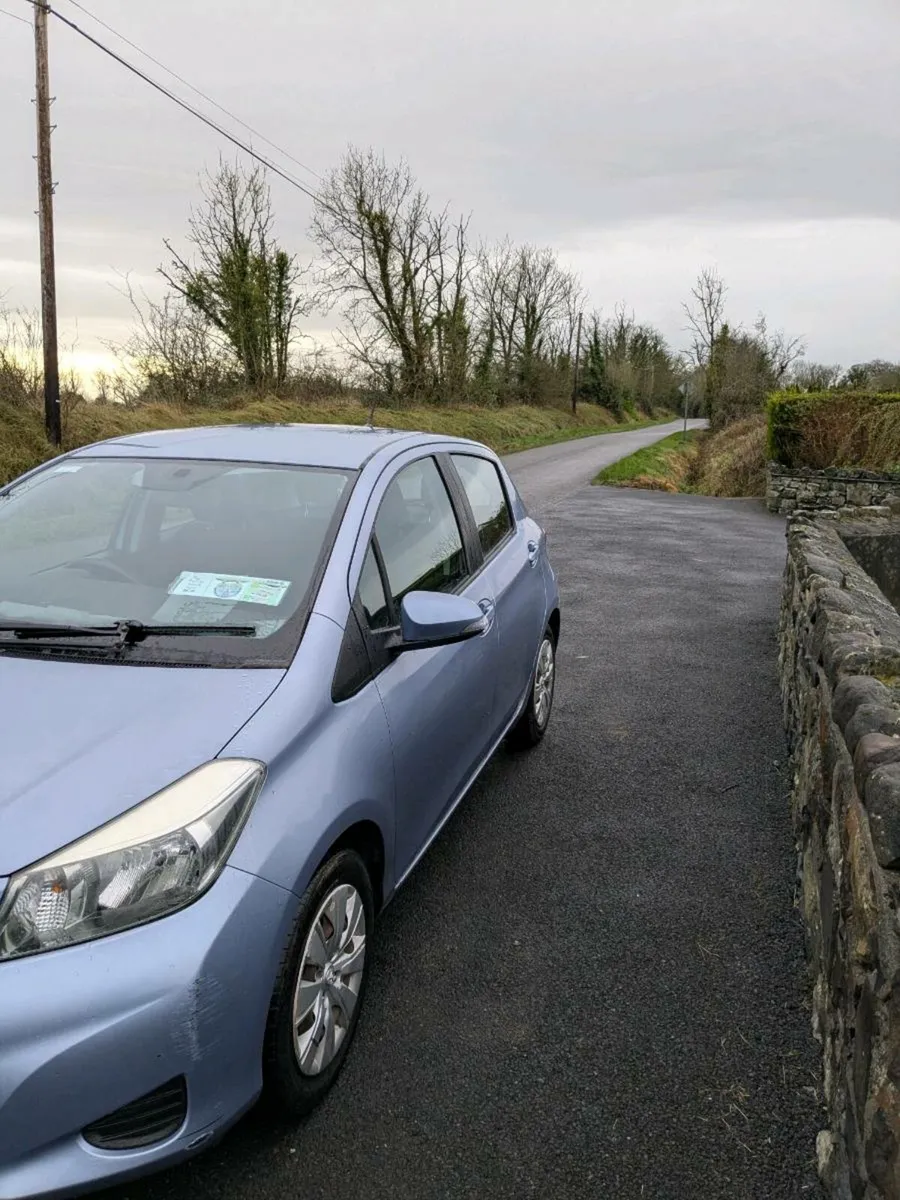 Toyota Yaris luna - Image 4