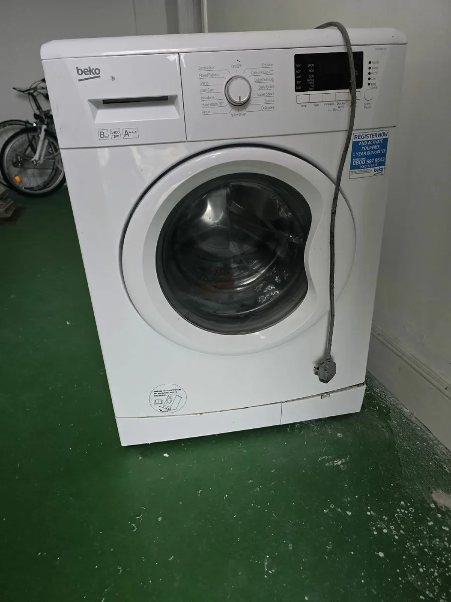 Washing machine - Image 1