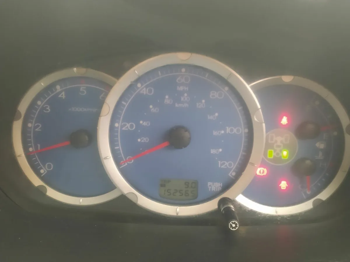 Mitsubushi L200 Triton Cvrt09/26 Top Spec Model - Image 2