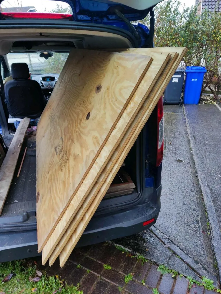 Plywood 18mm thick. 5 Full Dry Sheets - Image 1