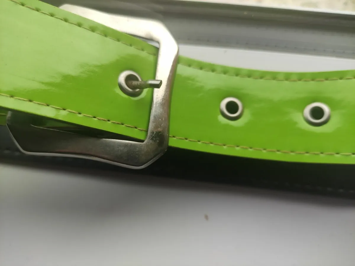 Green belt never worn - Image 1
