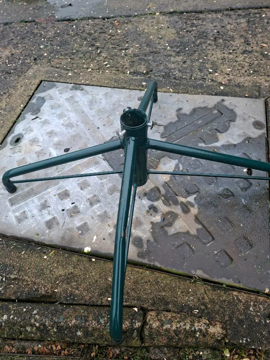 Christmas  Tree   stand  new - Image 1