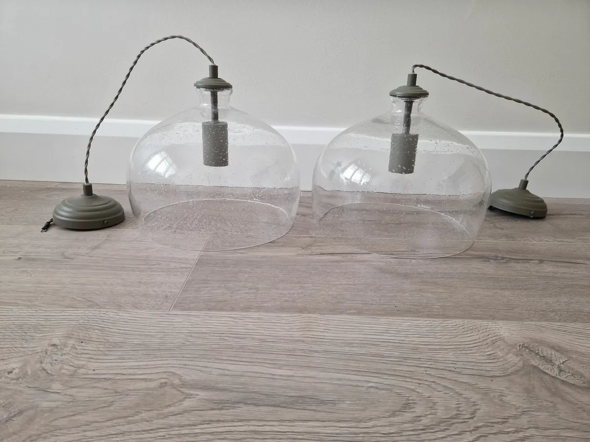 Set of Kitchen Lights - Image 1