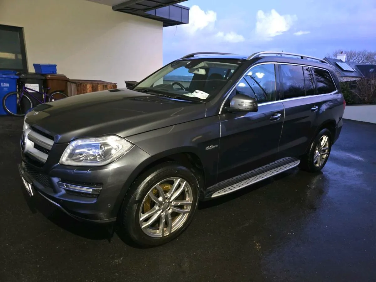 Mercedes Benz GL 350 Bluetec - Image 2